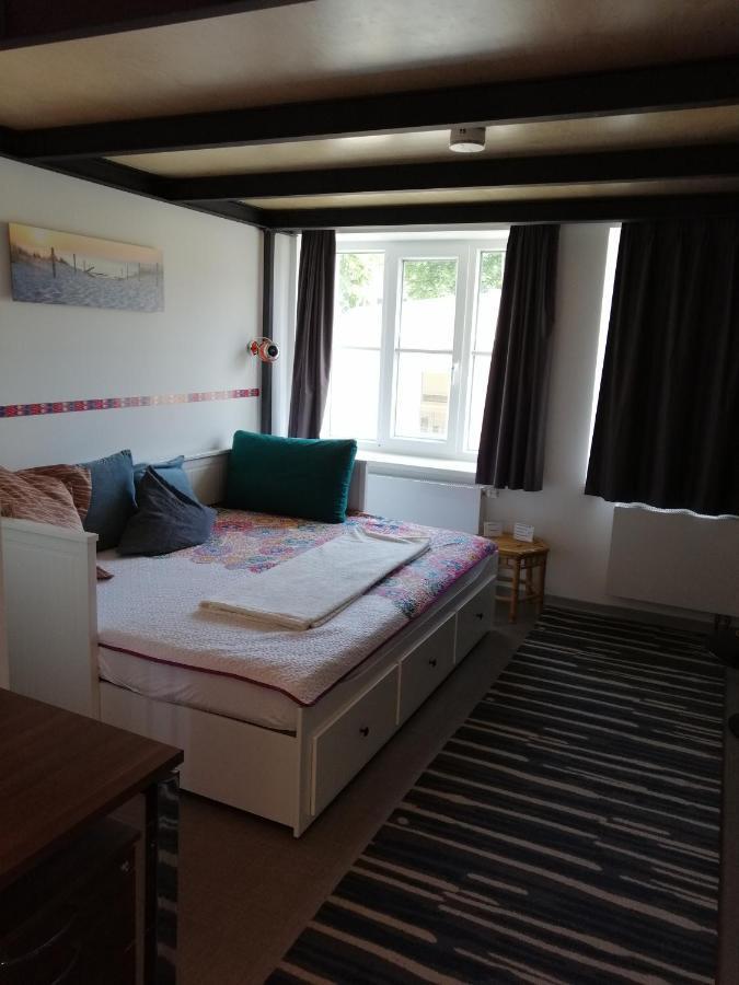 Gastehaus An Der Messe Hotell Hamburg-Harburg Exteriör bild